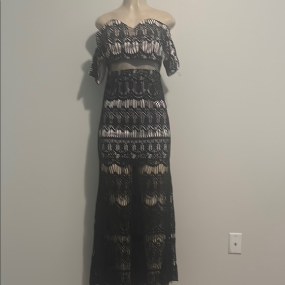 Fashion Nova Dresses & Skirts - Fashion Nova - Black and White Off-Shoulder Two-Piece Dress